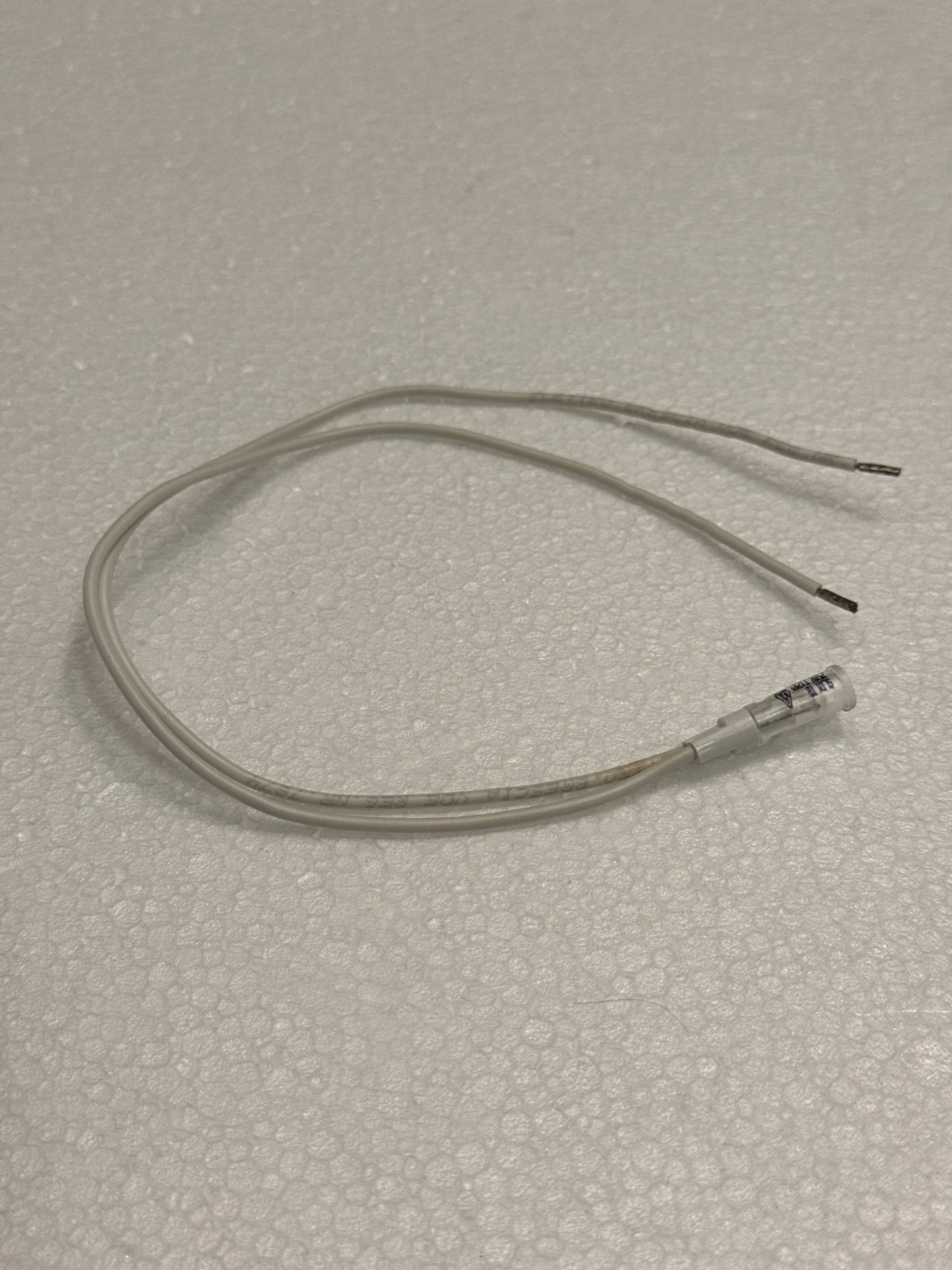 I.4236 PILOT WHITE STEEL 250V
