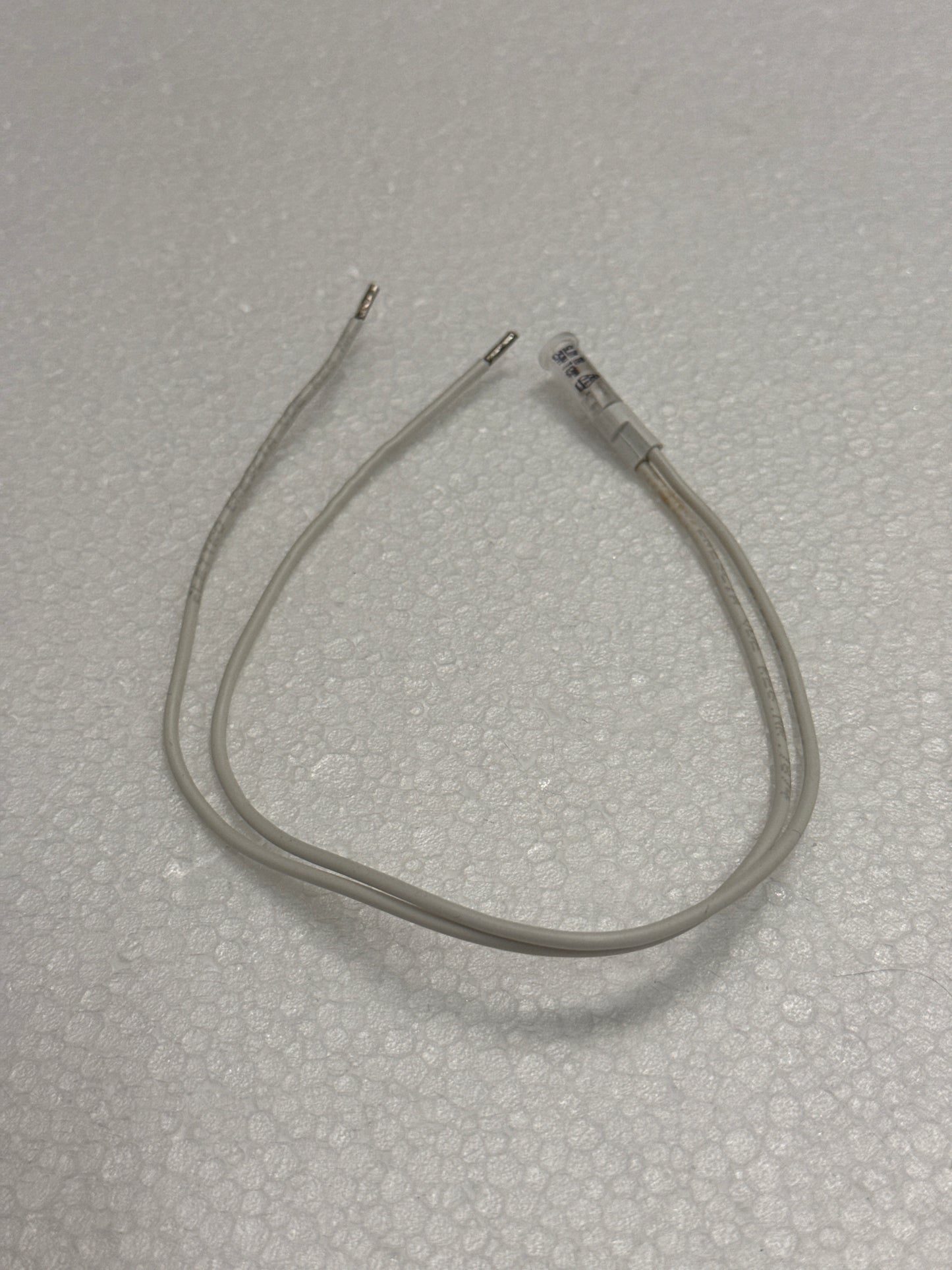 I.4236 PILOT WHITE STEEL 250V