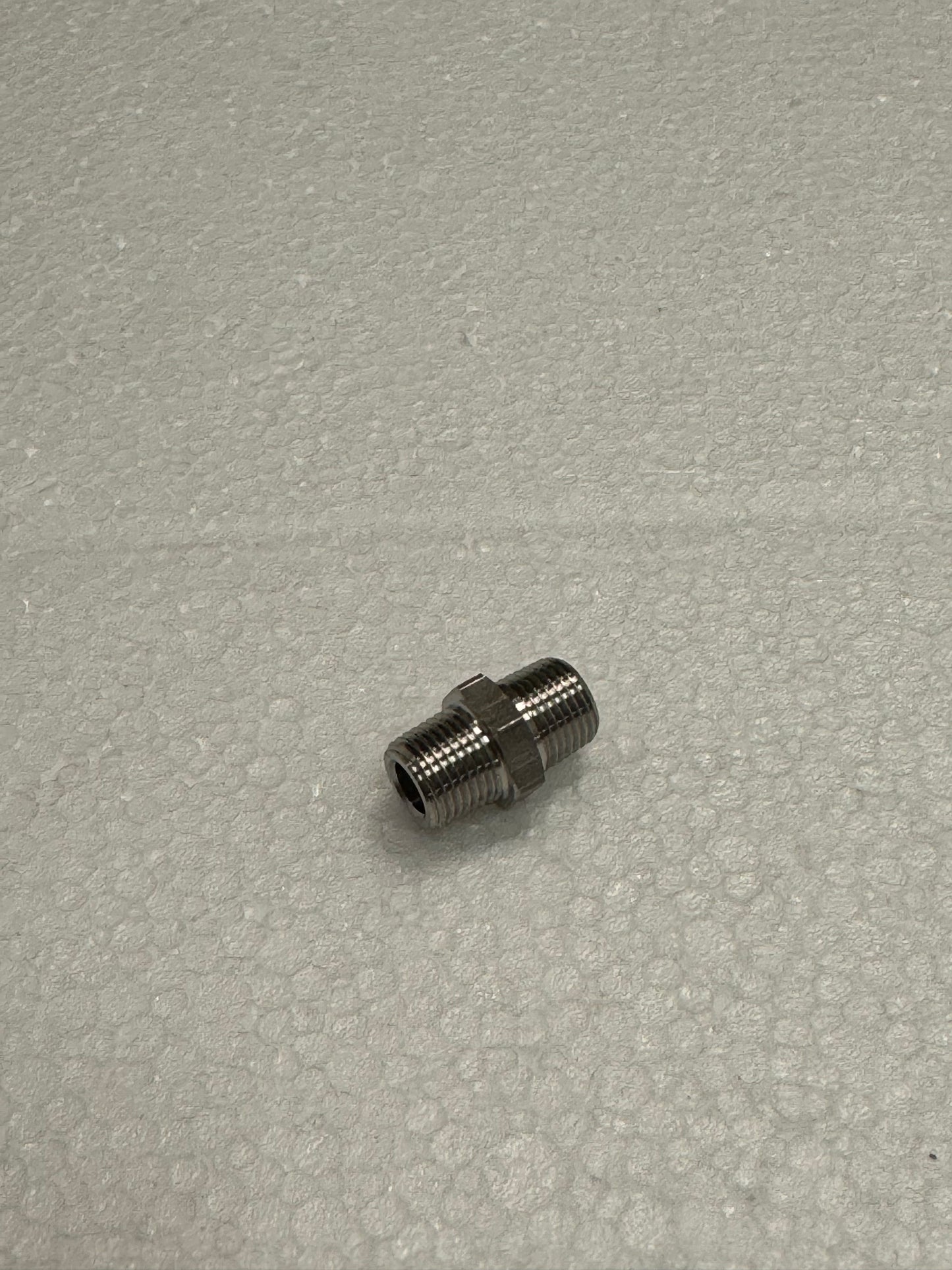 I.2617 STRAIGHT CONNECTOR 1/8 M-M INOX