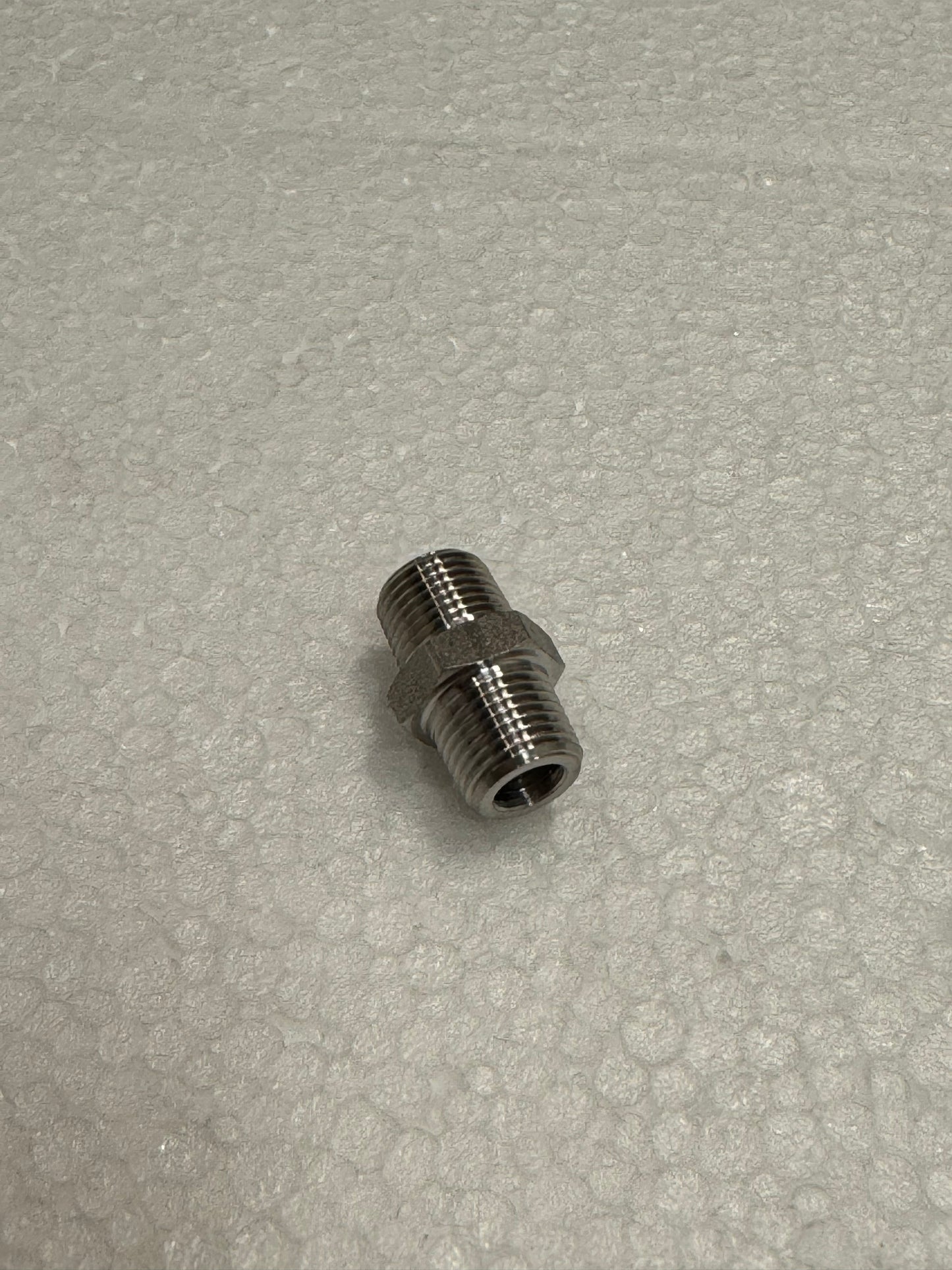 I.2617 STRAIGHT CONNECTOR 1/8 M-M INOX