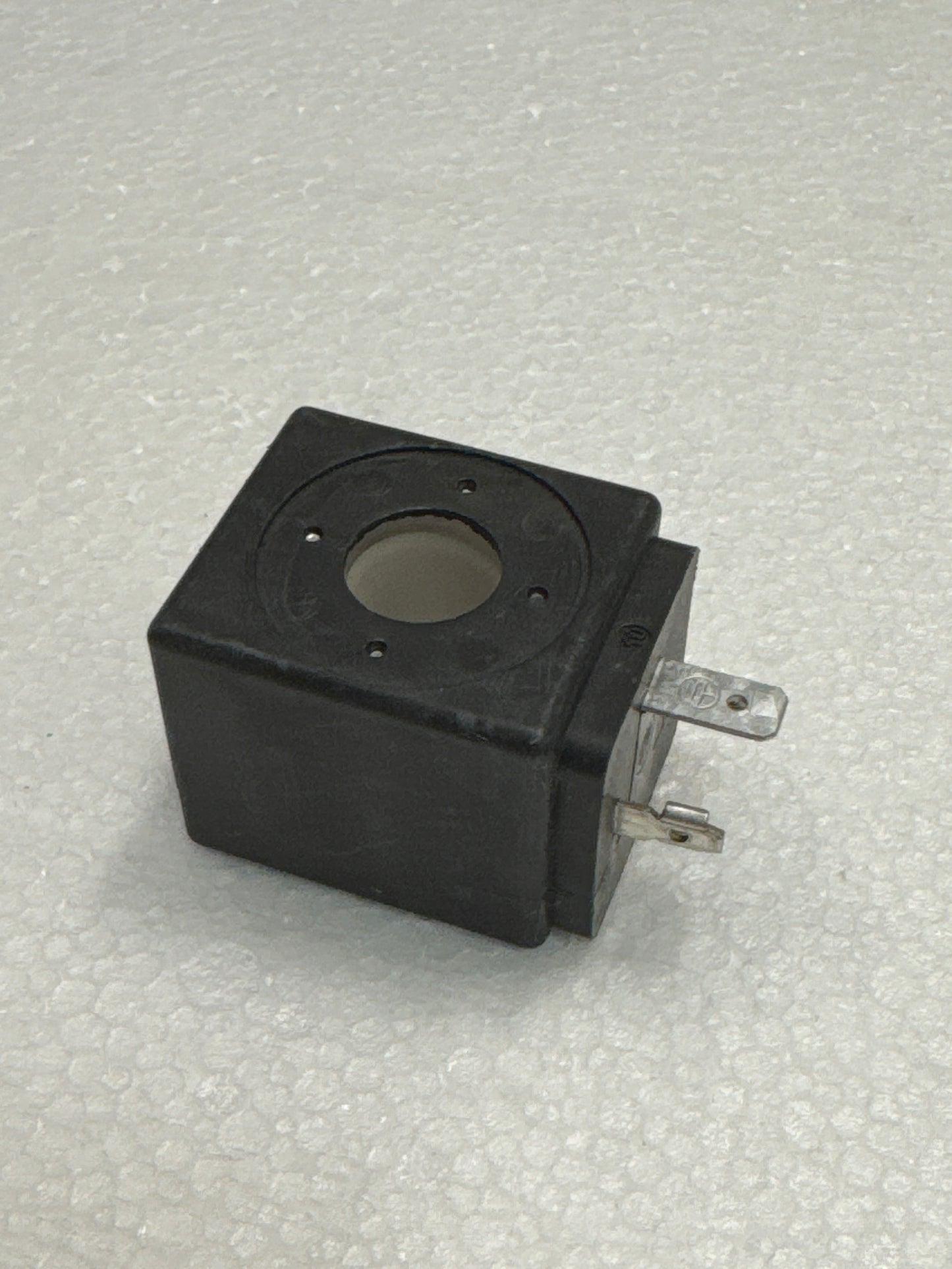 SR10303064 SOLENOID COIL ZB09