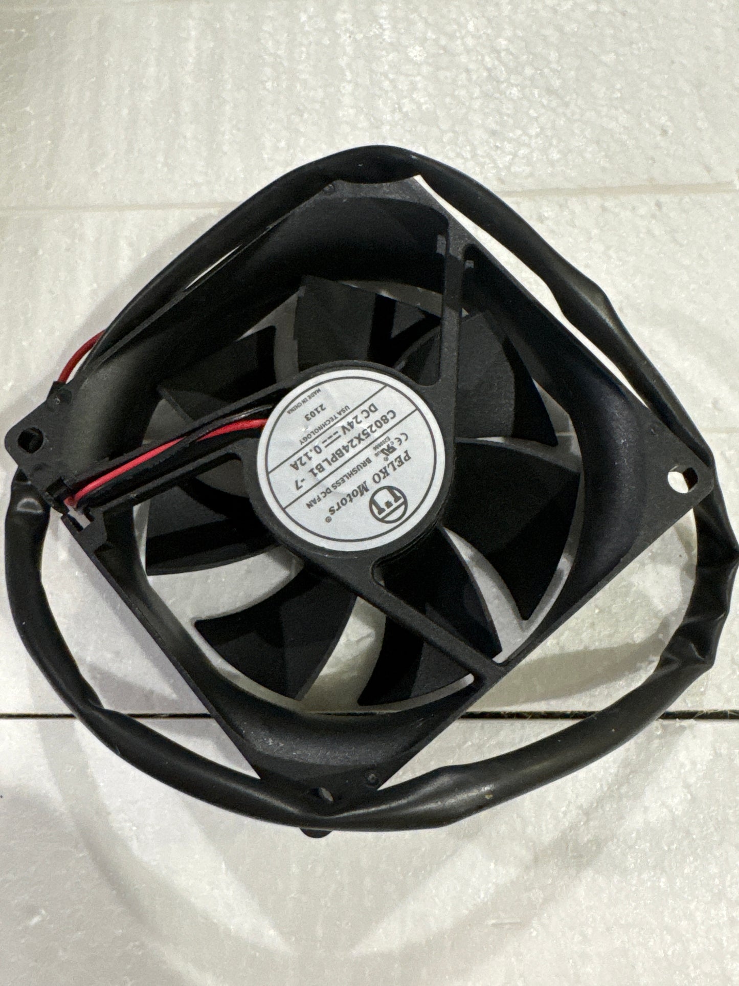 YX2542 FAN 24VDC 80X80X25MM BALL/B
