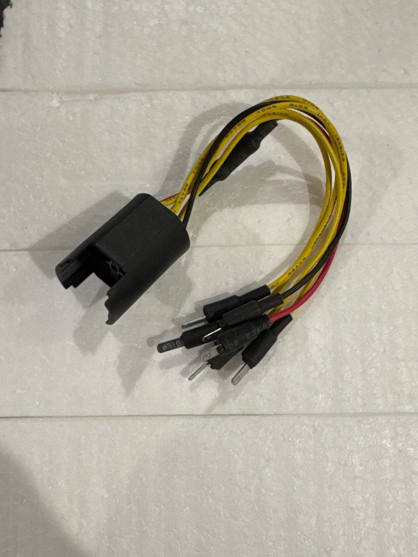 I.5168 CONECTOR INTERRUPTOR AV D.25 I.3593