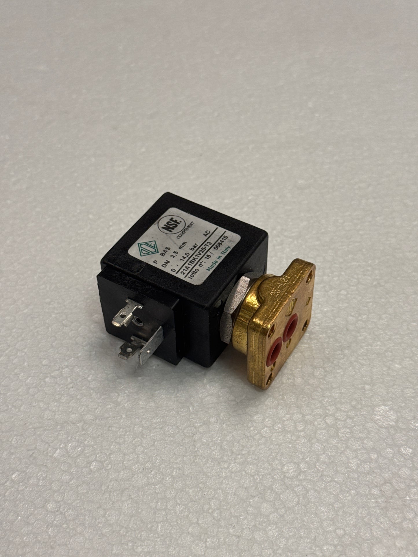 K02452 2-WAY FLANGE VALVE , ORIFICE 2.5mm; S.ST.; 230VAC
