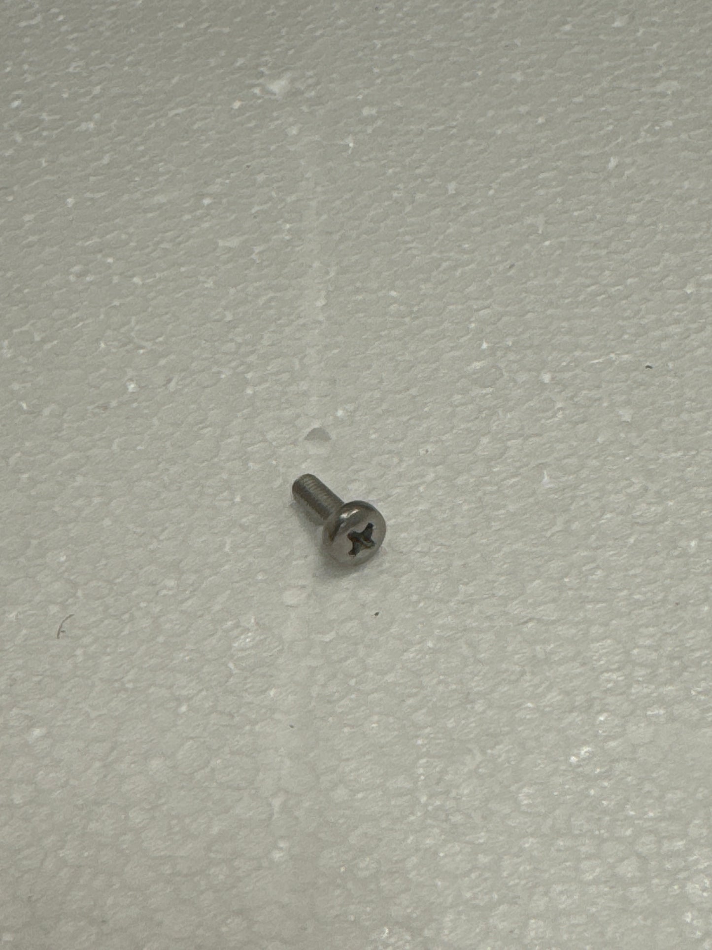 MI.57 SCREW