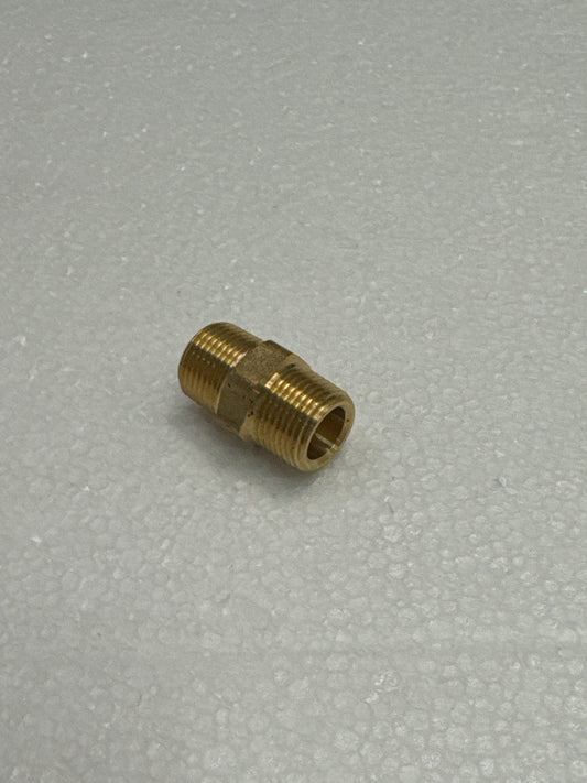fbn3838 FITTING BRASS NIPPLE 3/8M X 3/8M